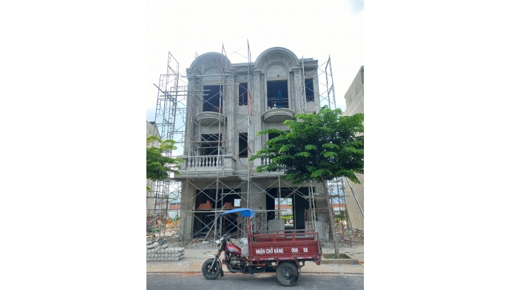 Bán nhà phố mặt tiền đường DH418 Khánh Bình – Tân Uyên - Bình Dương, giá 3,2 tỷ