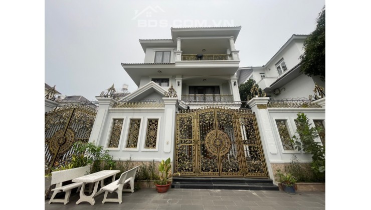 BÁN VILLA ,Ngay Công Viên Q.BThạnh ,Ngang 15x20m ,Công Nhận 250m2,Trệt 3Lầu Có Thanh Máy --Gía: 23Tỷ