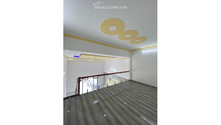 BÁN GẤP - Nhà mới xây 90m2 sổ riêng gần cây xăng Thạnh Phú - 1 tỷ 460 triệu