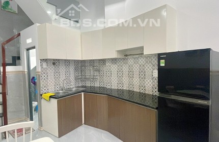 HÀNG NÓNG GÒ VẤP. NHỎ 3, NHÀ MỚI XÂY CHƯA ĐƯỢC 1 NĂM, 3 LẦU HOÀN CÔNG ĐẦY ĐỦ. HẺM 3MTỚI NHÀ, CHỈ CẦN KHÁCH ƯNG LÀ CHỐT