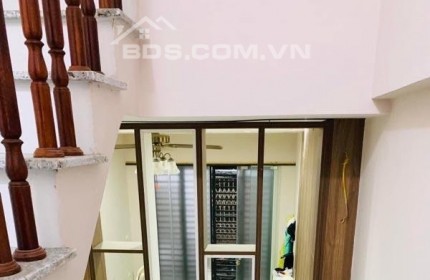 NHÀ MỚI FULL NỘI THẤT CHỦ NHÀ ĐỂ LẠI 30m2 chỉ hơn 4 tỷ mặt Khương Đình