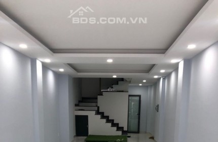 bán gấp nhà 1/ hẻm thẳng cn (60m2) đường Tô Hiến Thành P13 Quận 10