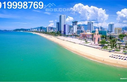 Chuyển nhượng mảnh đất góc 2 mặt tiền rất đẹp đối diện Trung tâm thương mại tại Lê Hồng Phong 1, Nha Trang.