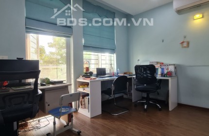 Bán BIỆT THỰ ĐẸP NHẤT MỸ ĐÌNH, Nam Từ Liêm KINH DOANH, 200m2, hơn 40 tỷ