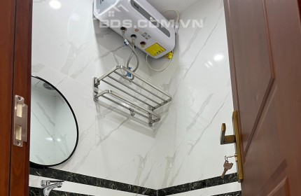 Bán căn hộ tòa 17T10 Trung Hòa– Cầu Giấy 80m2 3PN 2WC nhà đẹp đủ đồ giá 3.6 tỷ có ra lộc, LH 828353222