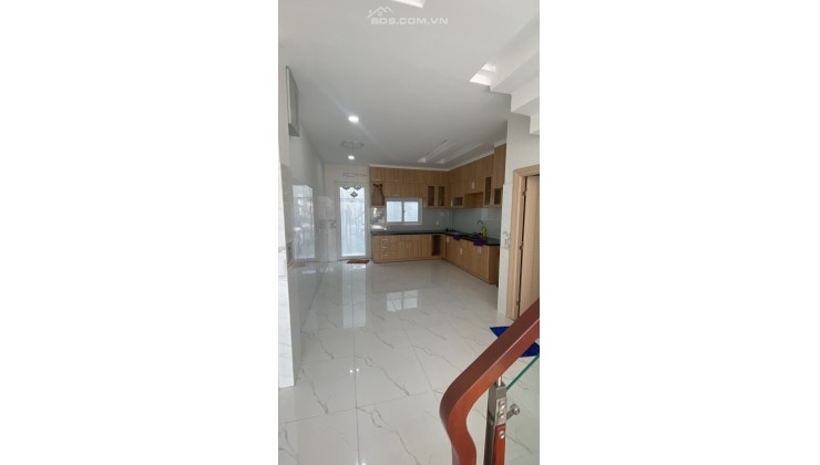 NHÀ MẶT TIỀN KDC TÊN LỬA, 84m2, 6 tầng, VIEW CÔNG VIÊN, NHÀ MỚI, GIÁ 9,8 TỶ.