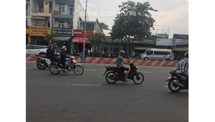 Bán đất Tân Phú, góc 2 mặt tiền, đã lên hết thổ cư, không có lộ giới đường