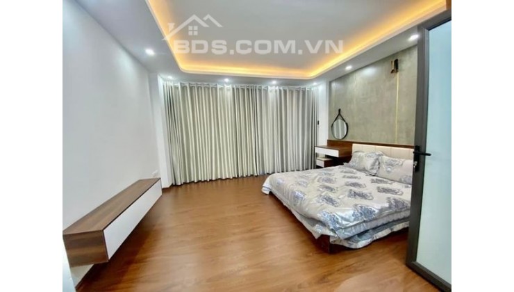 Bán nhà 5 tầng phố Vip Nguyễn Sơn, Full nội thất xịn xò,nhiều tiện ích