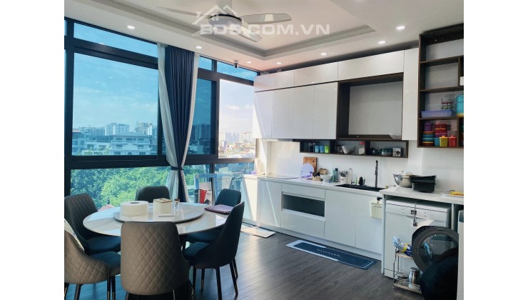 MẶT PHỐ, VIEW HỒ - VỪA Ở VỪA CHO THUÊ APARTMENT - NHÀ XÂY 3 MẶT THOÁNG - DÒNG TIỀN KHỦNG - THANG MÁY