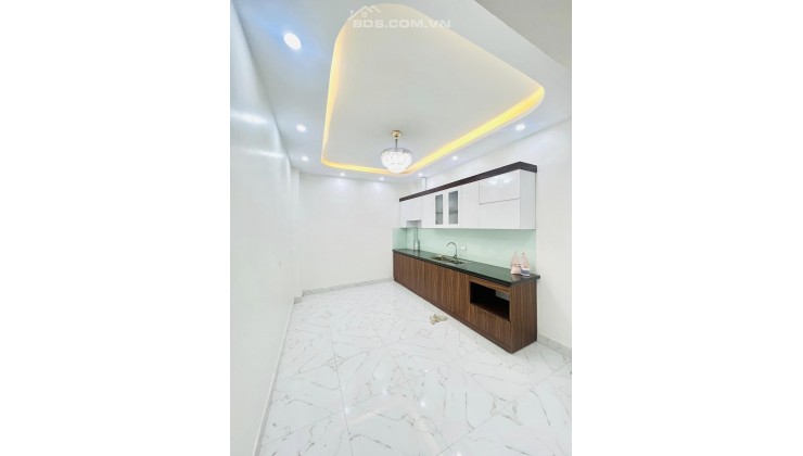 Nhà đẹp giá tốt - gần phố, ngập tràn tiện ích