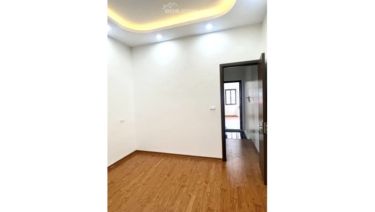 Nhà đẹp long lanh - khách chỉ việc xách vali vào ở