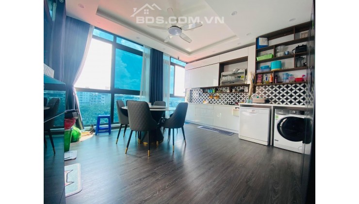 Bán nhà Phố Phương Liệt, Hoàng Mai, 130m2, MT: 9m, view hồ, kinh doanh, dòng tiền 150tr/ tháng