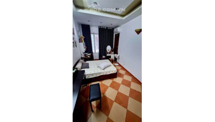 NHÀ ĐẸP TRẦN KHÁT CHÂN 53M2 X 4 TẦNG X MẶT TIỀN 3,5M- 15M RA Ô TÔ- NGÕ BA GÁC TRÁNH- CHỈ NHỈNH 4 TỶ