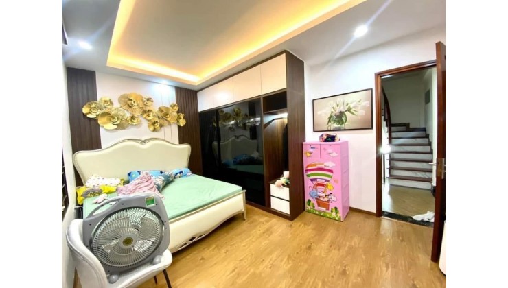 Nhà đẹp full nội thất ngõ 63 Trần Quốc Vượng, nhà đẹp ở ngay