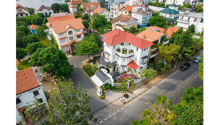 Chính Chủ Bán Villa Góc 3MT Thảo Điền Siêu Vị Trí 0373268112