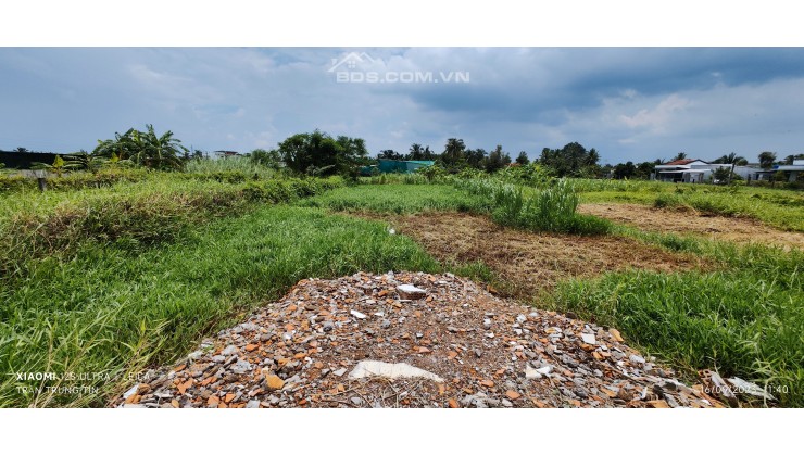 Bán lô đất thuộc Thành Phố Tân An giá 1,4 Tỷ