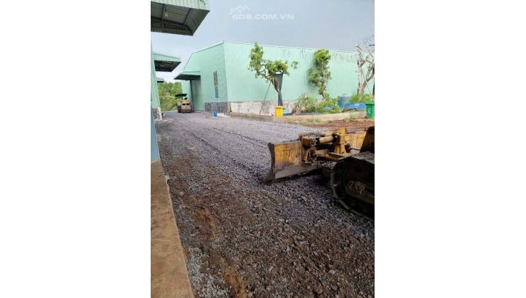 BÁN XƯỞNG 500m2 . Tại Phước Tân . Biên Hòa . Sát Đường Võ Nguyên Giáp 
0938974428 đi xem