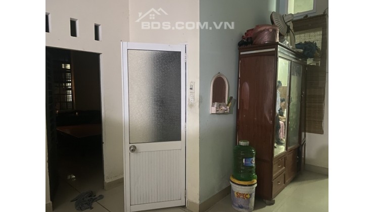 Bán 180m2 đất tặng nhà C4 Mặt tiền Nam Việt Á cực rẻ 6.X