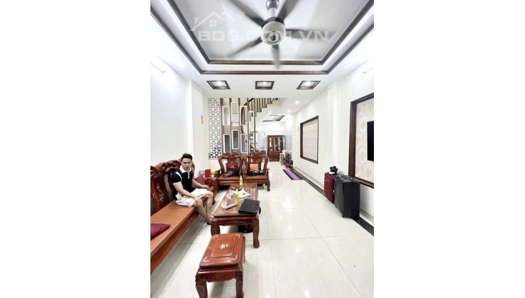 Nhà Trương Định- Nguyễn An Ninh   37m2- 5T. ô tô, ở luôn . giá rẻ chỉ 3 tỷ 5. LH 0987136162