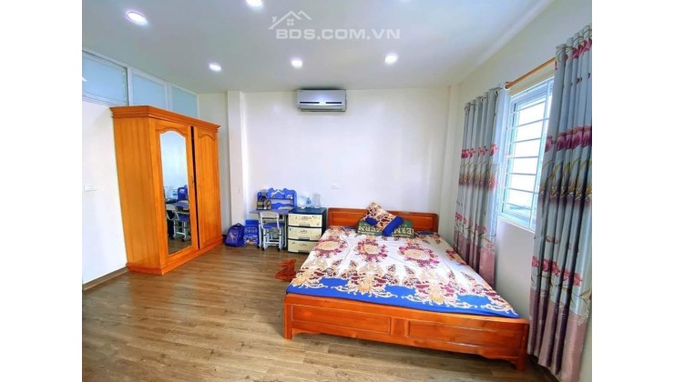 BÁN NHÀ NGÕ 79 CẦU GIẤY DIỆN TÍCH 30M2 - MẶT TIỀN 4M 5 TẦNG GẦN HỒ - GẦN Ô TÔ - NHÀ XÂY CHẮC CHẮN CÒN MỚI ĐẸP