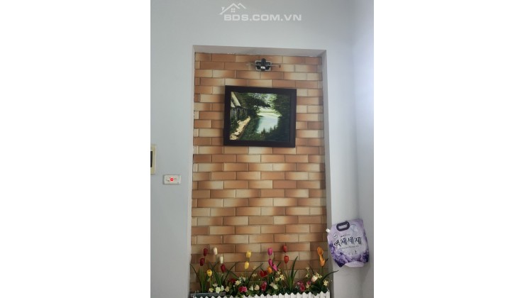 Bán nhà ngõ Xã Đàn, 64m, 5 tầng, ô tô cách nhà 20m, SĐCC 7.7 tỷ. Lh:0987209618.