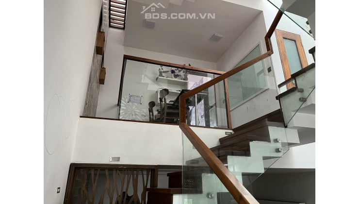 Bán nhà số 111 Hồ Sĩ Dương, Hòa Thọ Đông 90m2 (3 tầng) SHR 4.2 tỷ. Lh:0915555570