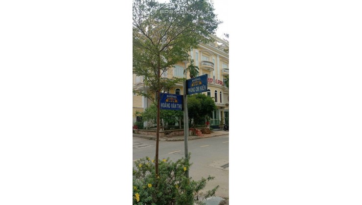 Nhà 5 tầng căn góc ngã tư đường lớn tại KQH Kiểm Huệ, số 9 Hoàng Văn Thụ, p.An Đông, Tp Huế. 0909808686