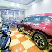 (Giá tốt nhất) Bán nhà Nguyên Hồng 200tr/m2, 50m, MT 4,2m, 2 thoáng, ô tô vòng quanh.