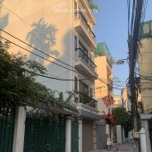 nhà đẹp lô góc Nguyễn Văn Cừ, 65m x 5tầng, gara, ô chờ thang máy