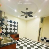 NHÀ ĐẸP Ở NGAY - TRUNG TÂM ĐỐNG ĐA - SỔ VUÔNG ĐẸP - Ô CHỜ THANG MÁY - 2 MẶT THOÁNG VĨNH VIỄN