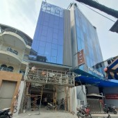 Building ngay Bến Vân Đồn Quận 4 view Quận 1 - Diện tích : 9m x 25m - Hiện trạng nhà 7 tầng, thang máy - Thu nhập : 1 tỷ 2 / tháng