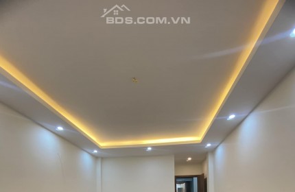 Bán nhà Thái Hà Đống Đa ô tô tránh vào nhà, 42m2 6 tầng thang máy, nhà mới, KD, cho thuê VP 11.6 tỷ