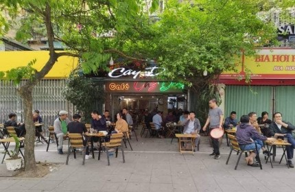 Tập thể Mặt phố Đặng Văn Ngữ, nhà hiện đang kinh doanh cafe, DT120m2 vừa ở vừa kinh doanh mọi loại hình