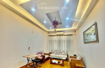 Nhà ngõ 295 phố Bạch Mai, 31m2, 3 tầng, giá chưa đến 3 tỷ