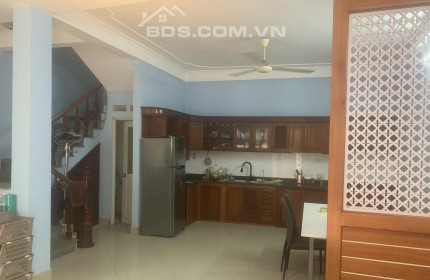 HIẾM HỒNG MAI, 5M RA Ô TÔ, 30M x 5T, 3 NGỦ ĐỦ CÔNG NĂNG NHỈNH 3 TỶ 0901753139