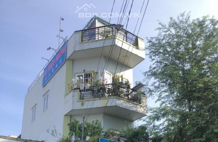 Nhà bán Mặt Tiền Chợ Phước Bình, 4x12m 2L,ST. Giá nhỉnh 8tỷ - T29