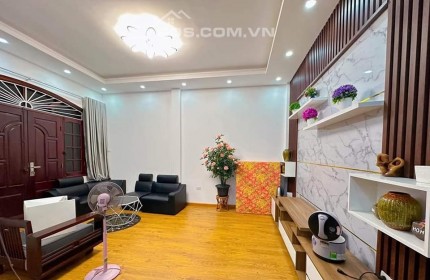 Bán nhà Quận Hai Bà Trưng , 42m2 , 5 tầng , mặt tiền gần 5m , nhà xây chắc chắn  , khu dân trí cao ,an ninh tuyệt đỉnh