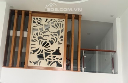 Nhà mặt tiền 4 lầu (4,5x16), đường xe hơi Nguyễn Văn Tăng, Lê Văn Việt, Q9, giá 4,5 tỷ