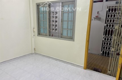 Bán Căn Chung Cư Đường Bàu Cát 7 Tân Bình Sổ Đỏ Lâu Dài, Phù Hợp Vợ Chồng Trẻ 1.35 Tỷ