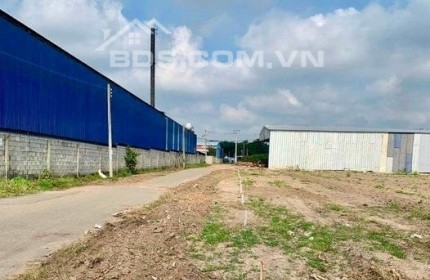 KẸT TIỀN BÁN 2 LÔ (10X38)=380M2 ĐẤT NGAY CHỢ, TRƯỜNG HỌC DÂN CƯ ĐÔNG. GIÁ 290 TRIỆU