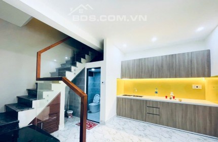 Bán Nhà Hẻm Xe Hơi 8m,Hoàng Văn Thụ,Tân Bình,46m2- 3Tầng- nhỉnh 8.9 Tỷ