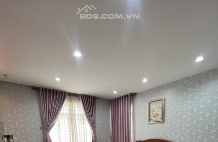 BÁN BIỆT THỰ NGAY AEON SƠN KỲ, TẶNG NỘI THẤT CAO CẤP 180M2 SHR 21 TỶ. LH:0852212904