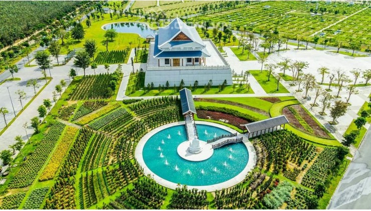 Hoa viên nghĩa  trang Sala garden cần bán mộ gia tộc 48m2 vị trí đẹp , trung tâm đền trình sau chùa kế lô góc,  miễn phí chăm sóc mộ 20 năm