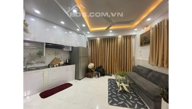 DTSD 70M2  Nguyễn Bỉnh Khiêm  3 tầng , nhà nở hậu 8.7m nhỉnh 3Tỷ GV