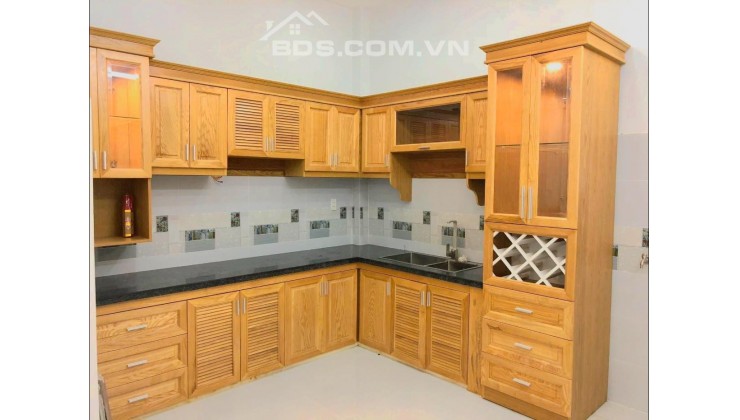 Bán nhà 220 Nguyễn Văn Khối lô góc 2 mặt hẻm 3pn DTSD 220M2, nhỉnh 6ty