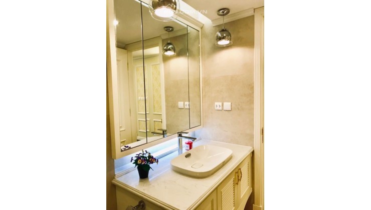 Hiếm ! 110m2 chung cư DLe Roi Soleil  3PN2WC Nội thất cao cấp View Hồ 10 tỷ