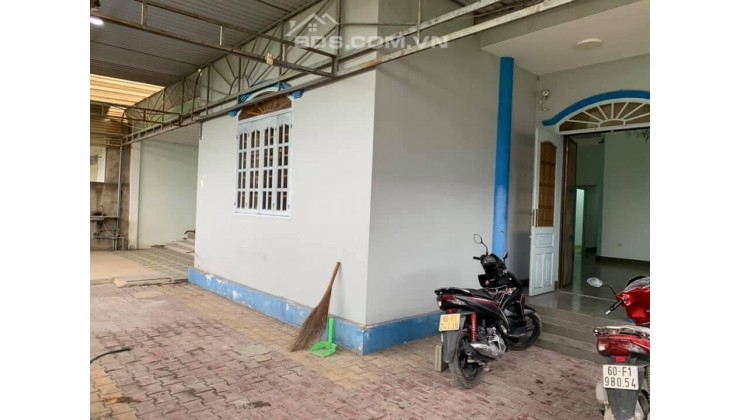 Bán biệt thự Mini ở TP Biên Hoà đường Nguyễn Thái Học, 200m2, 3,6 tỷ. Lh:0947789222