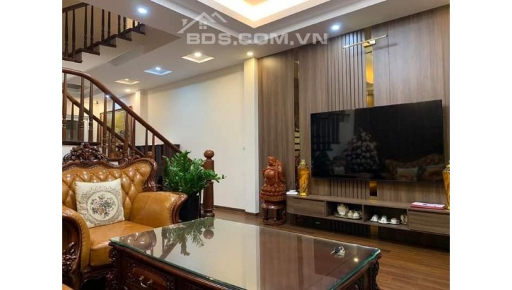 Mình có Nhà cần bán tại Nguyễn Thị Định, Cầu Giấy, 92,6mm2, giá 16,7 tỷ.