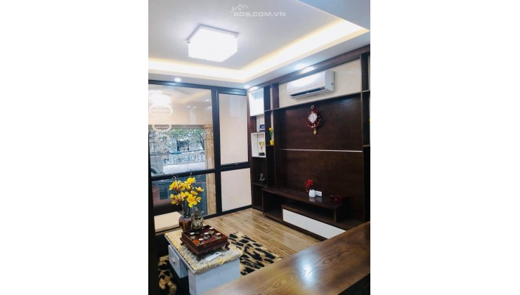 Bán nhà Phố Nguyễn Ngọc Nại, sổ đỏ 42m2 x 8 tầng 12.8 tỷ. Lh:0966062358.