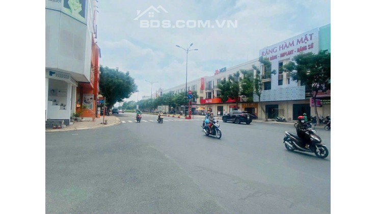 Cần Bán Nhanh Căn Hộ Dịch Vụ 2 Mặt Tiền Đường D3, Phường Tăng Nhơn Phú A, Tp Thủ Đức .